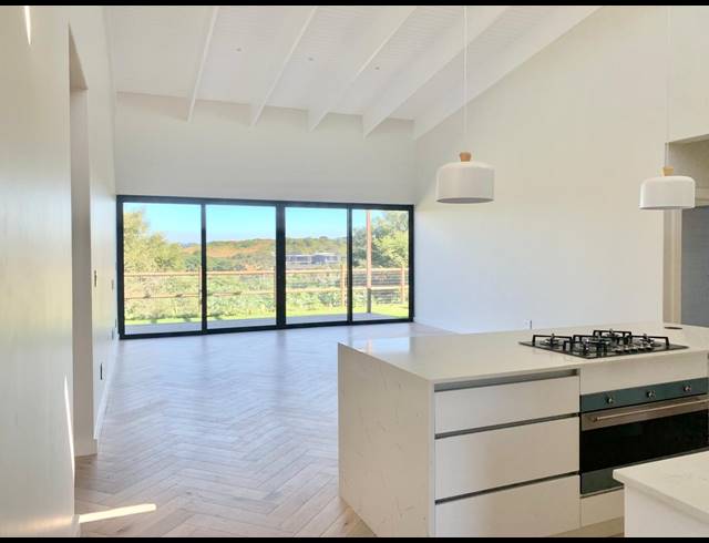 4 BEDROOM TOWNHOUSE FOR SALE IN SALT ROCK